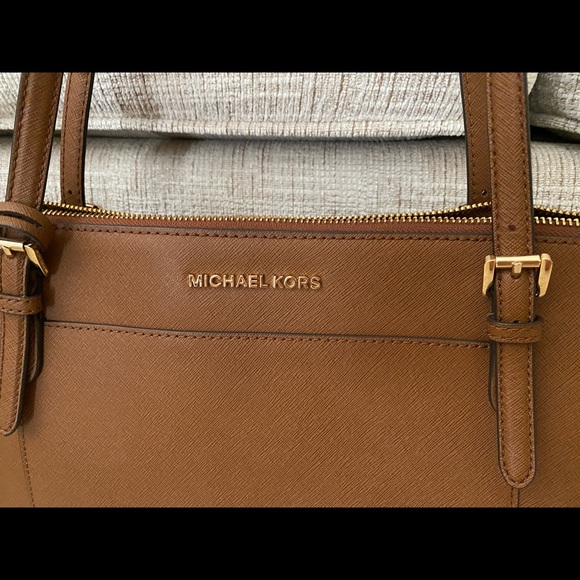 Michael Kors Camel Color Bag - Picture 3 of 5
